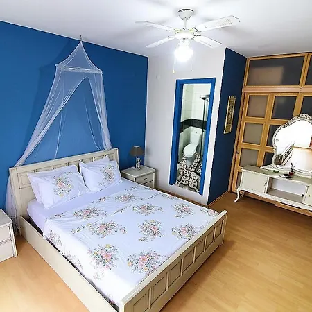 Kekik Alacati Mayko Çeşme