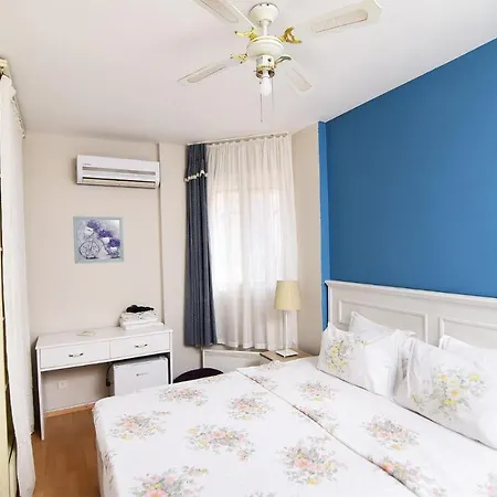 Kekik Alacati Mayko Hotel 2*