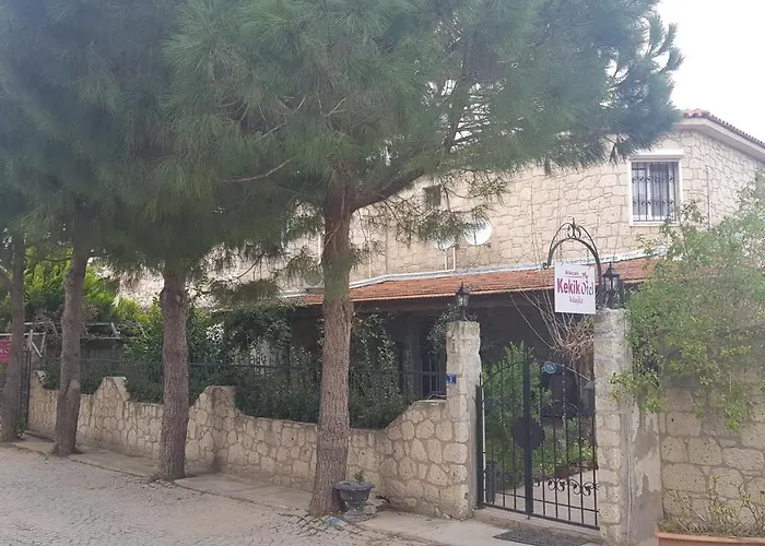 Kekik Alaçatı Mayko Otel 2*