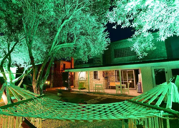 Kekik Alaçatı Mayko Otel Çeşme