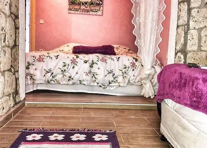 Kekik Alaçatı Mayko